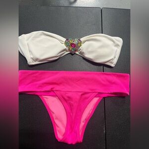 2009 VS Bikini - White Bandeau top, Jewel Heart, and a Hot Pink Bottom - S/M